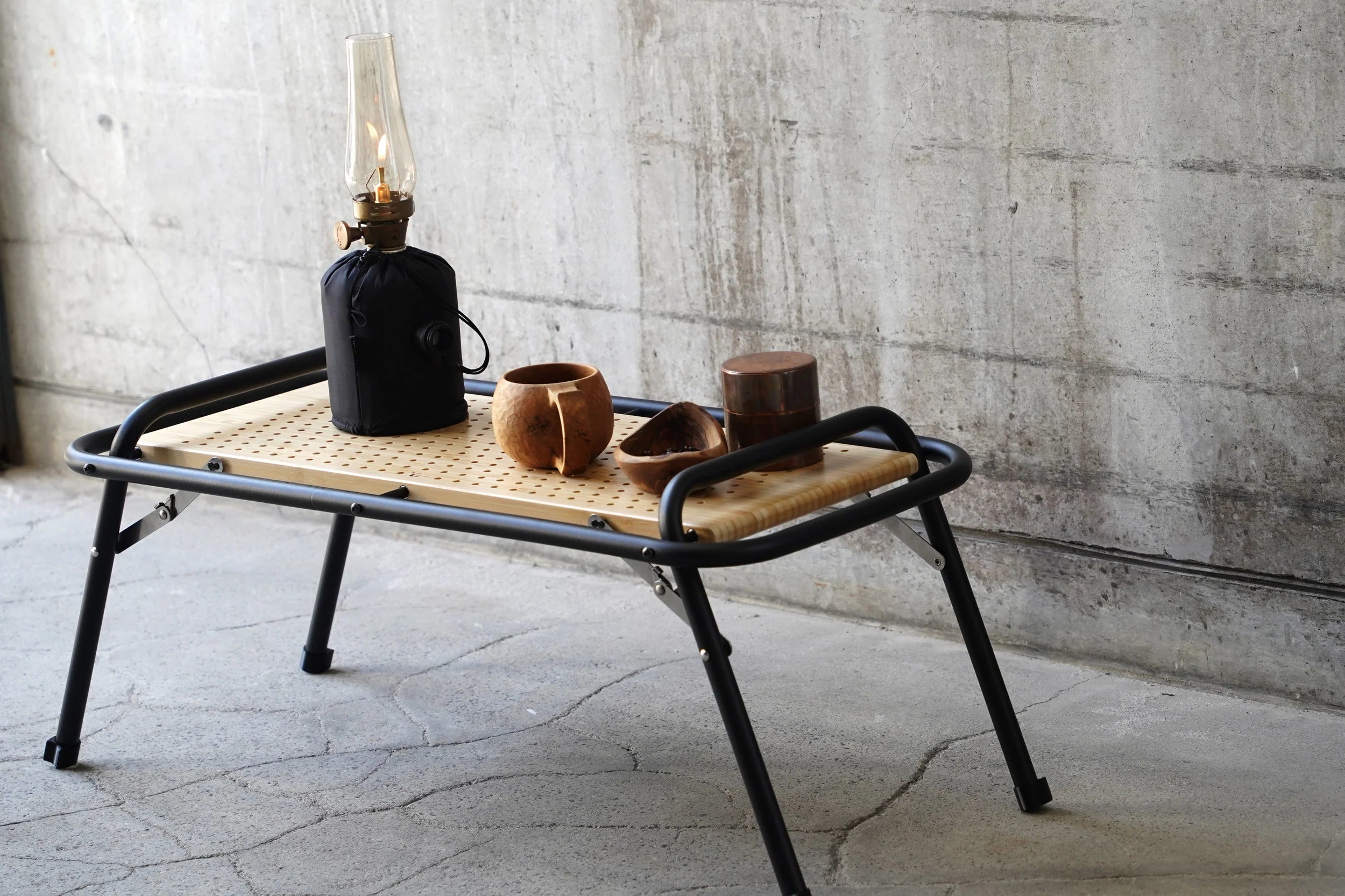 ソロキャンプに使えるテーブル - TOKYO CRAFTSのキャンプ用品 ソロキャンプに使えるテーブル - TOKYO CRAFTSのキャンプ用品