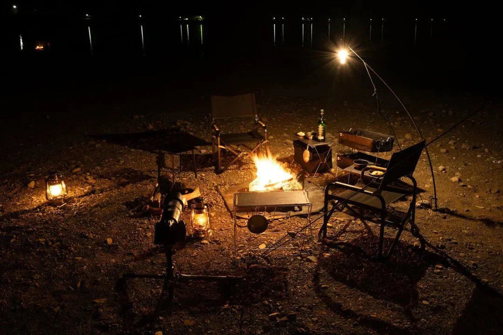ランタンスタンドはいらない？ミニマル装備で明るさを確保する完全