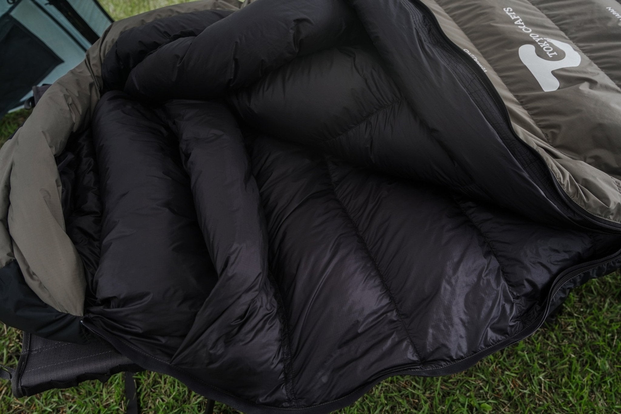 【週末セール中】超お買得 キャンプ用品 まとめ売り テント 寝袋 楽天市場】【限定価格】 テント4人用＆寝袋1.1kgペア2点セット