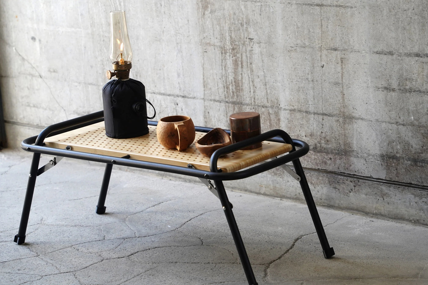 ソロキャンプに使えるテーブル - TOKYO CRAFTSのキャンプ用品 ソロキャンプに使えるテーブル - TOKYO CRAFTSのキャンプ用品