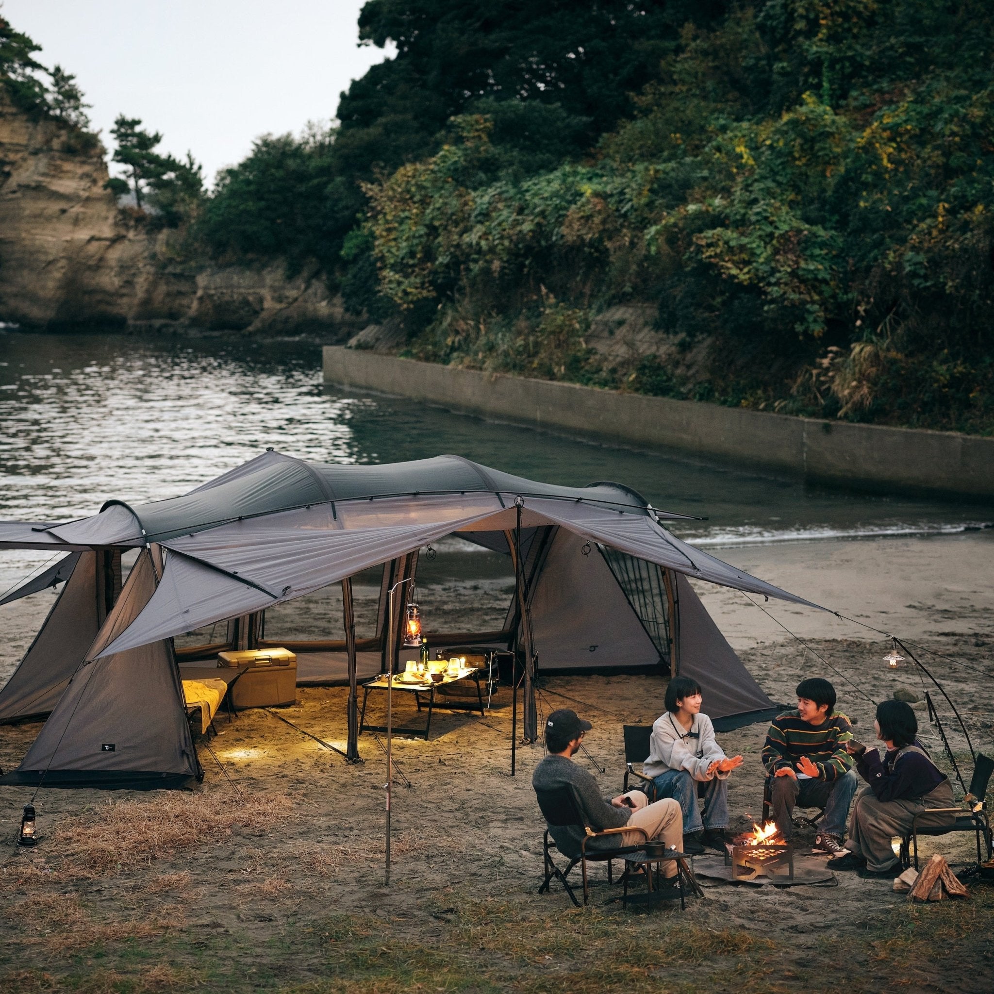 ファミリーテント（4名〜）2ルーム／トンネル型 - 東京クラフト【公式