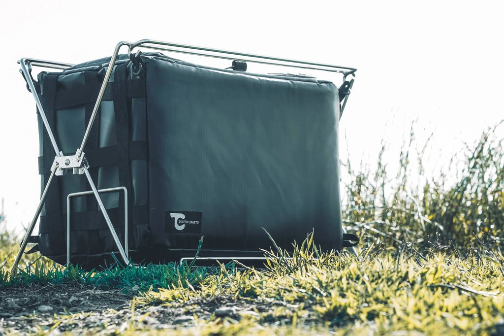 ソロキャンプ用のクーラーボックス - TOKYO CRAFTSのキャンプ用品通販