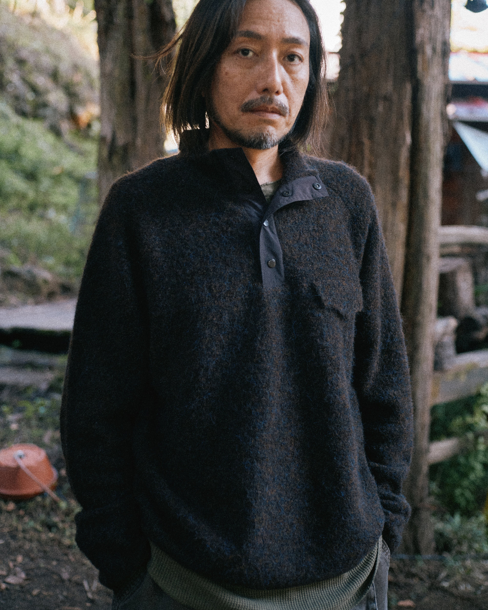 Roche Knit Anorakの着用カット