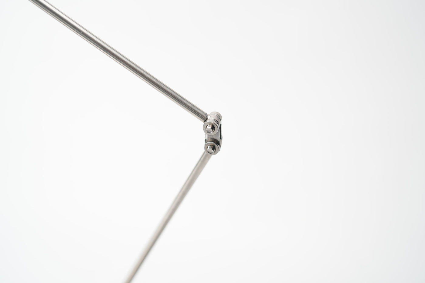 【セット割】コードユニット 焚き火テーブルセット（コードユニット + メバ BBQコンロ + トップボード + 薪ホルダー + グラフアーム + ショルダーケース） - TOKYO CRAFTS