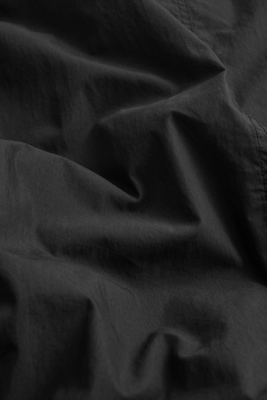 Parabola Padded Jacketの生地の表情